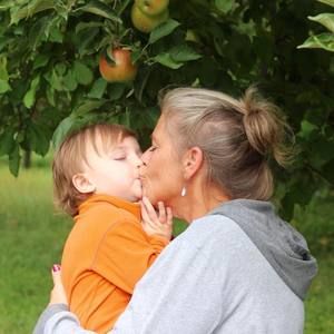 Meet your Posher, Pam